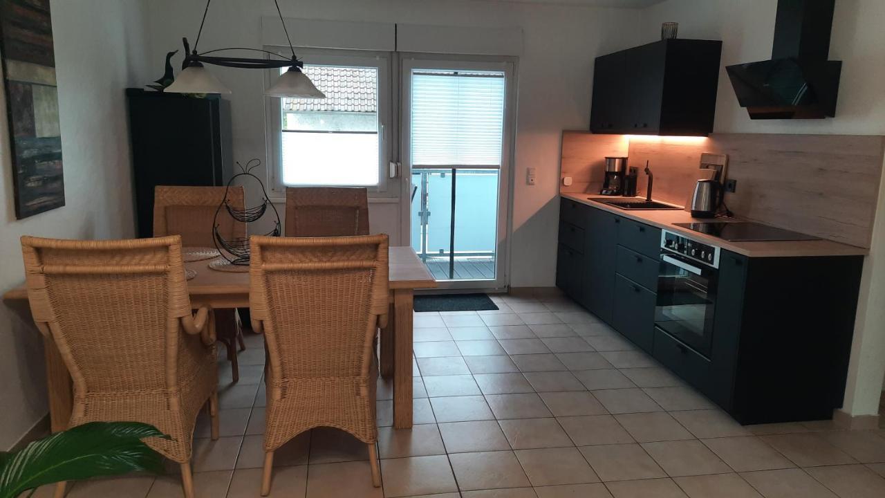 Ferienwohnung Am Kurpark Bad Camberg Luaran gambar