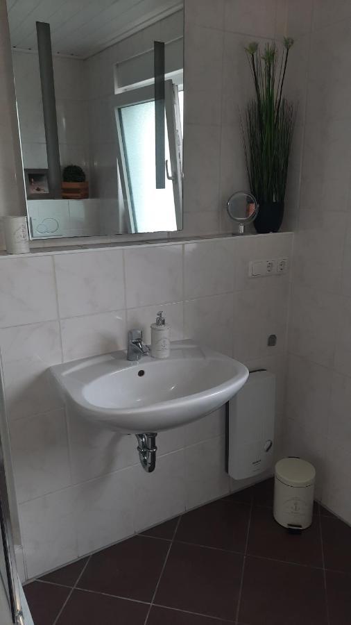 Ferienwohnung Am Kurpark Bad Camberg Luaran gambar